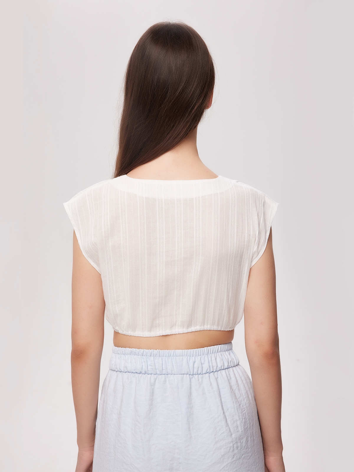 Dirndl mit V-Ausschnitt