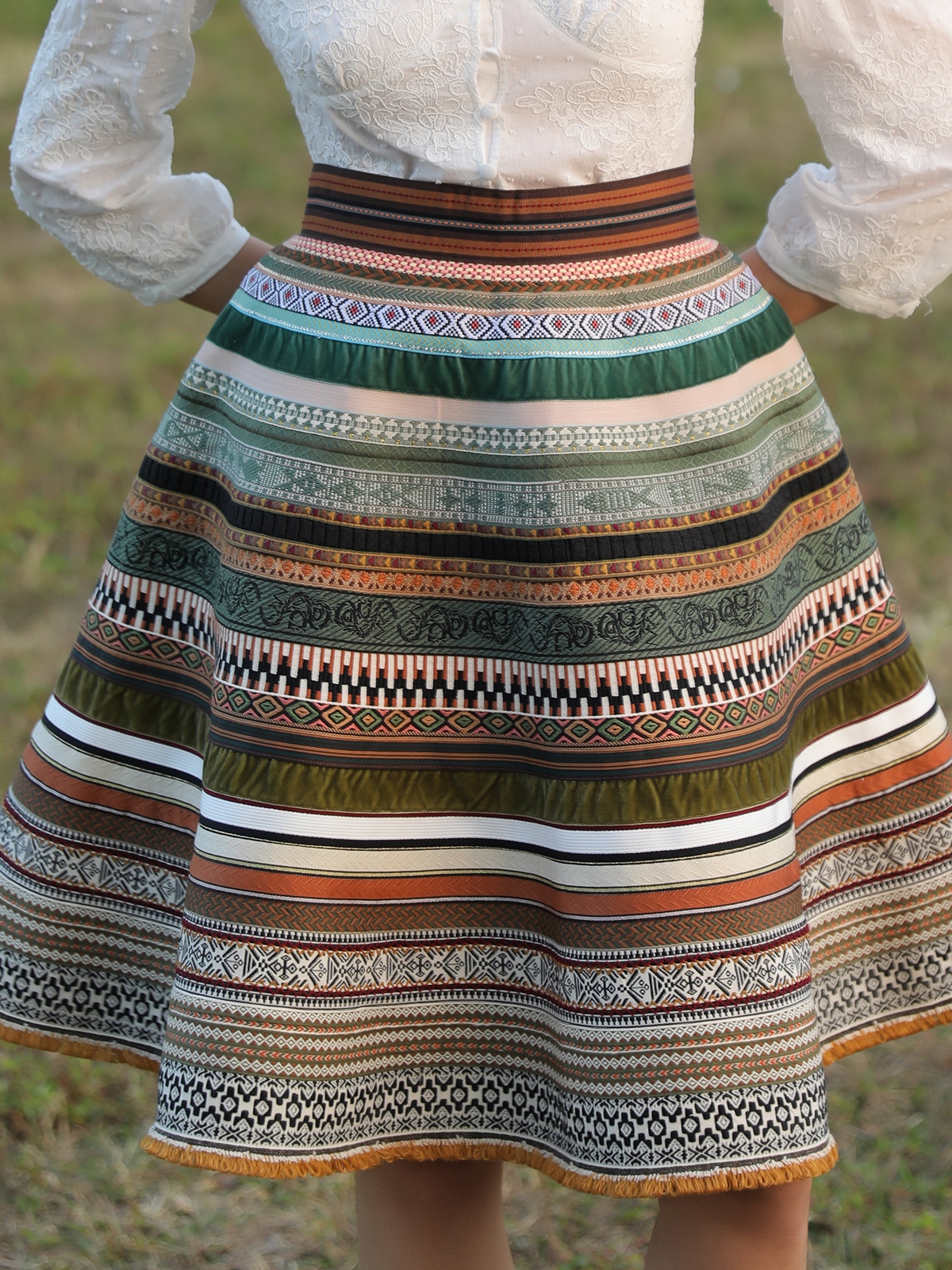 Dirndl in Grün mit modernem Schnitt