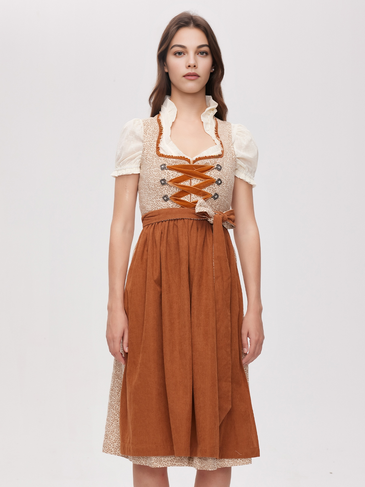 Stilvolles Mini Dirndl in Braun