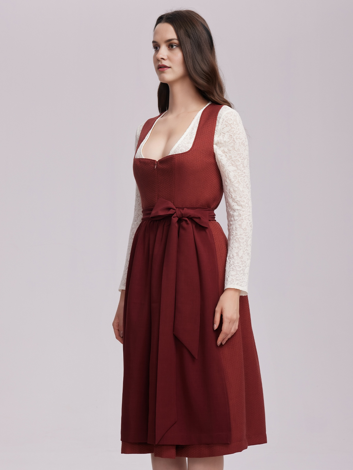 Schwarzes Mieder mit Dirndl-Rock