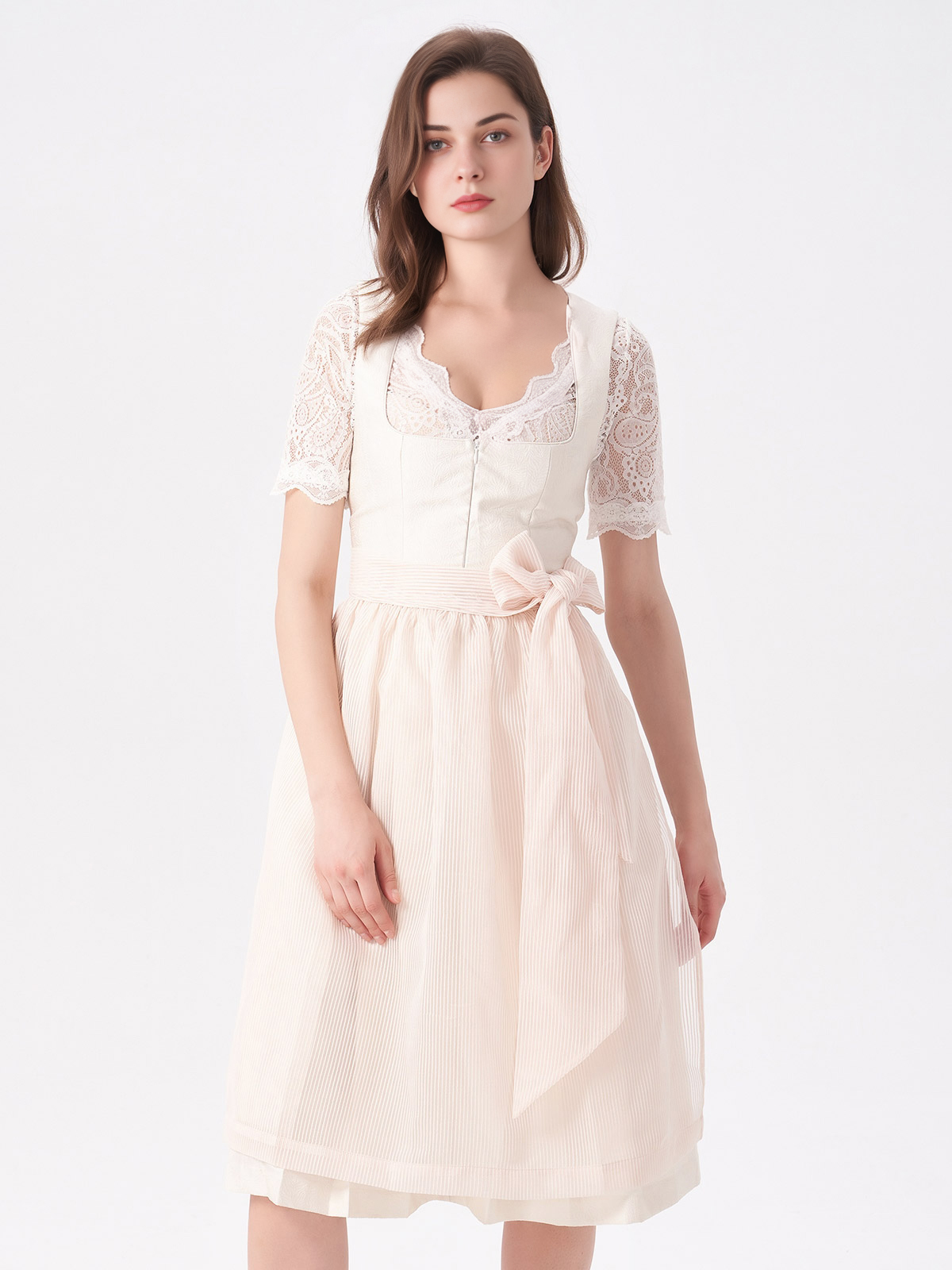 Dirndl in Beige – zeitlos elegant
