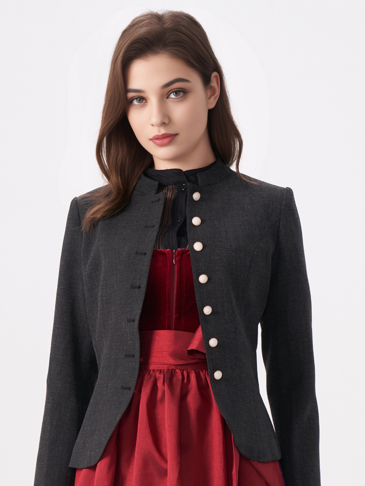 Schwarzes Dirndl mit modernem Schnitt