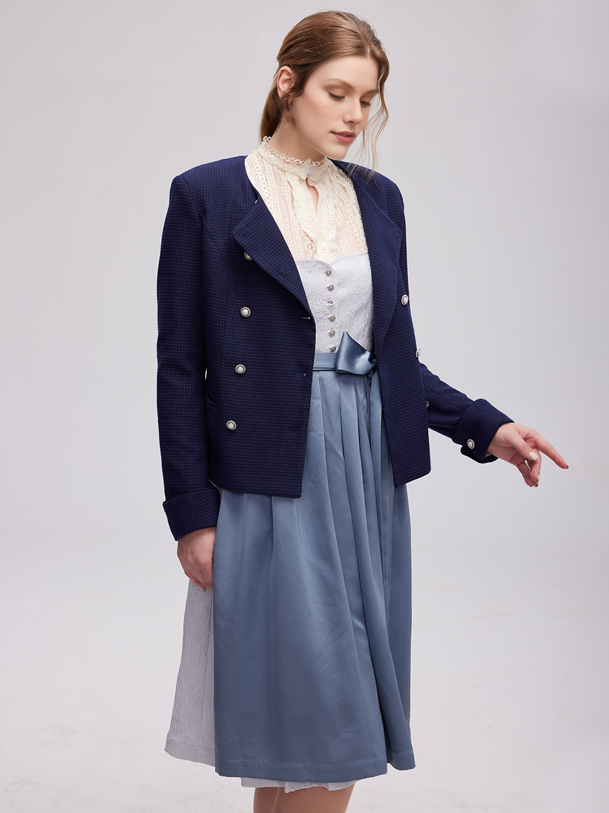 Dirndl in rosa und blau