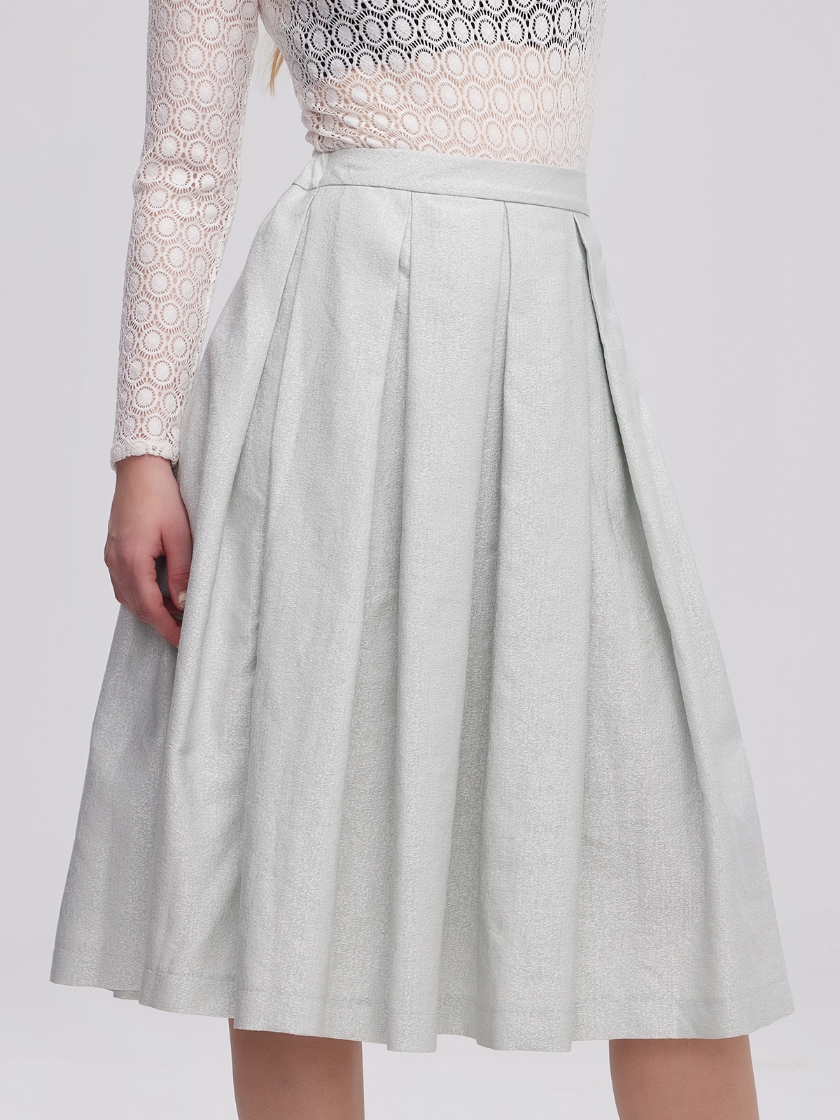 Dirndl in Grün mit 70 cm Länge