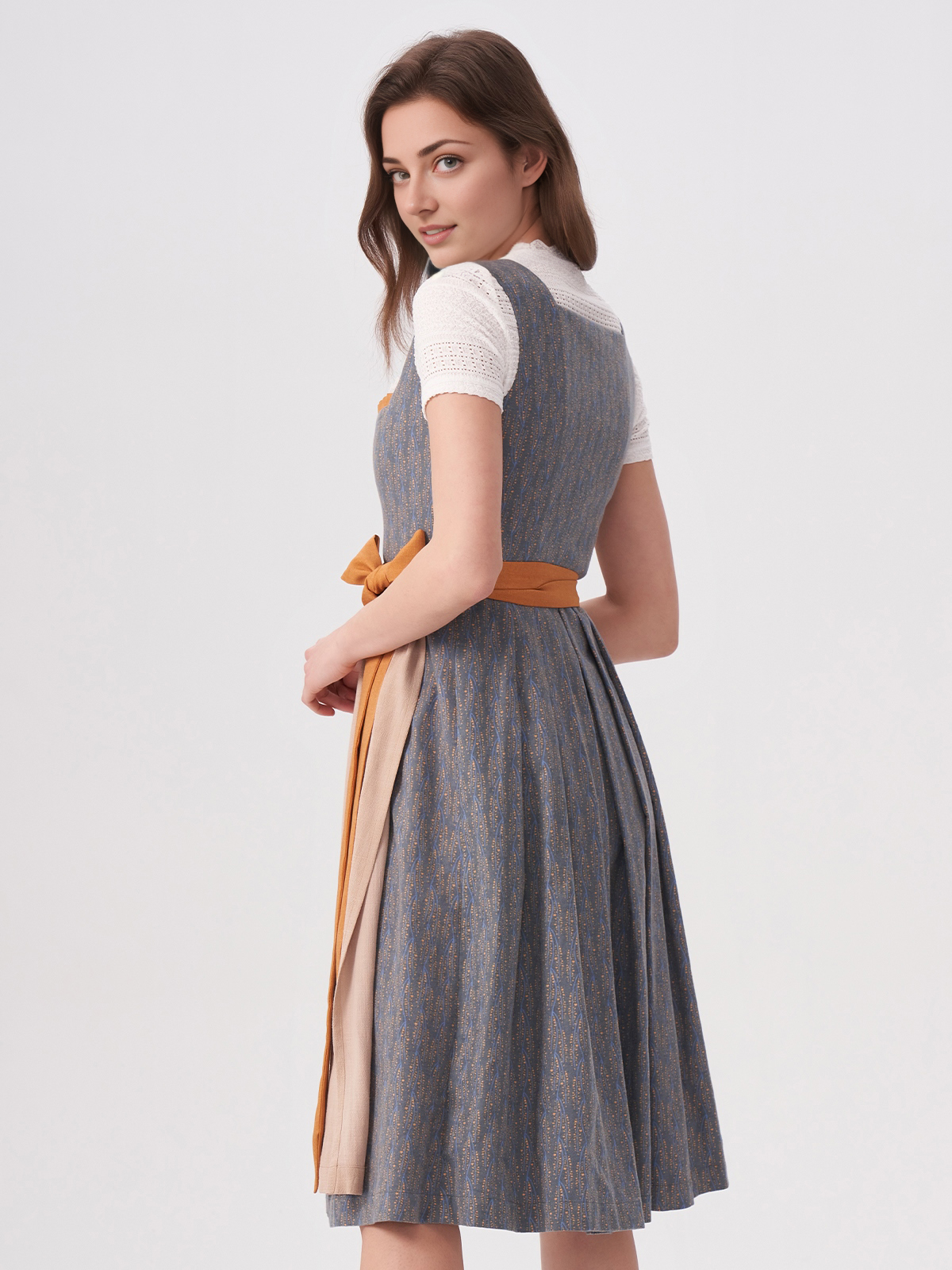 Modernes Dirndl in Blau