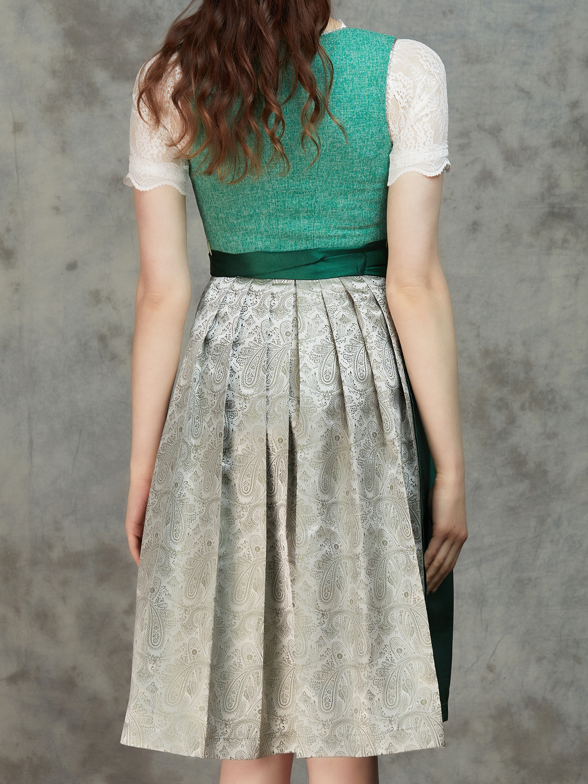 Modernes Dirndl in Blau