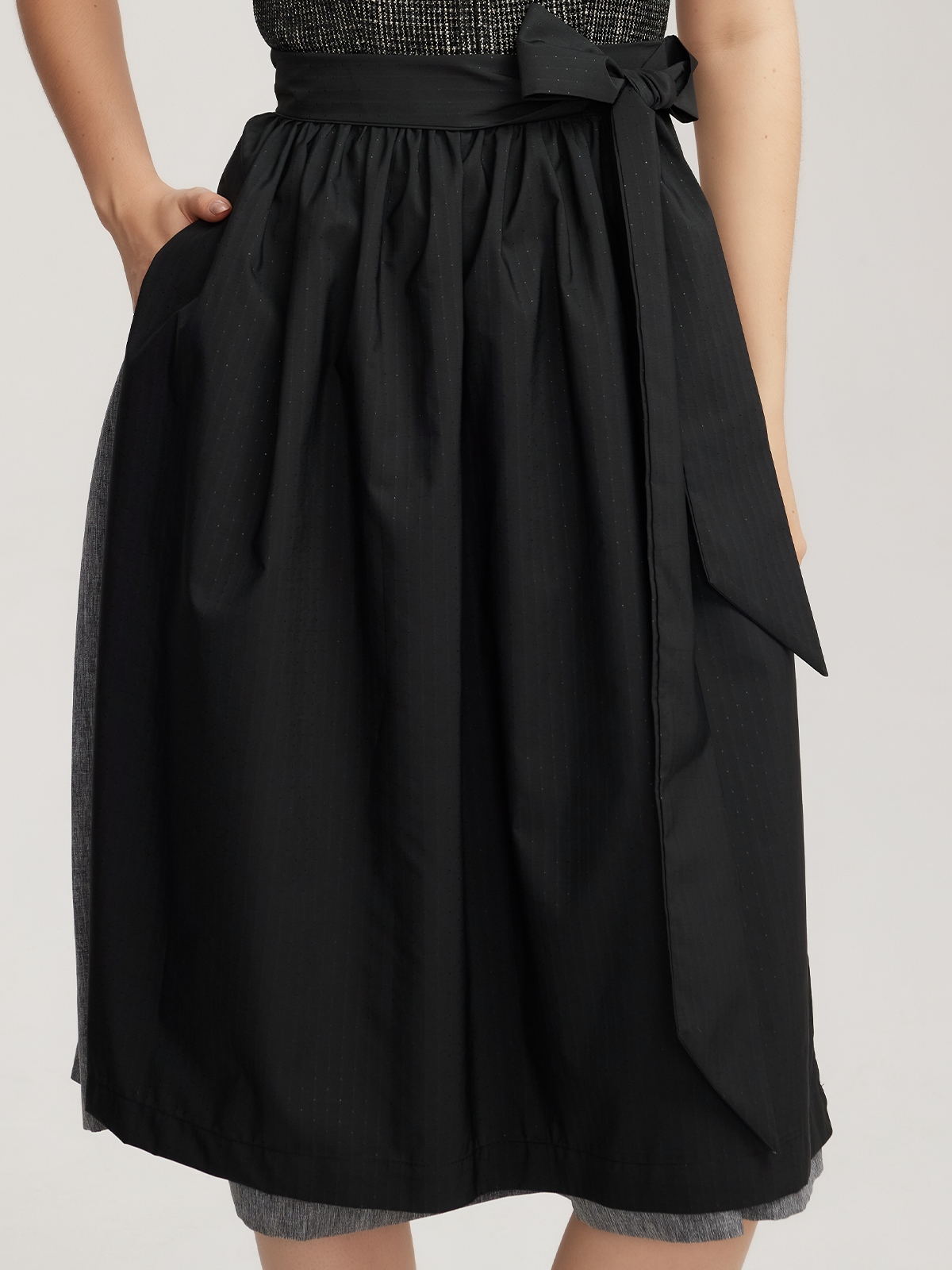 Dirndl in Schwarz – zeitlos elegant